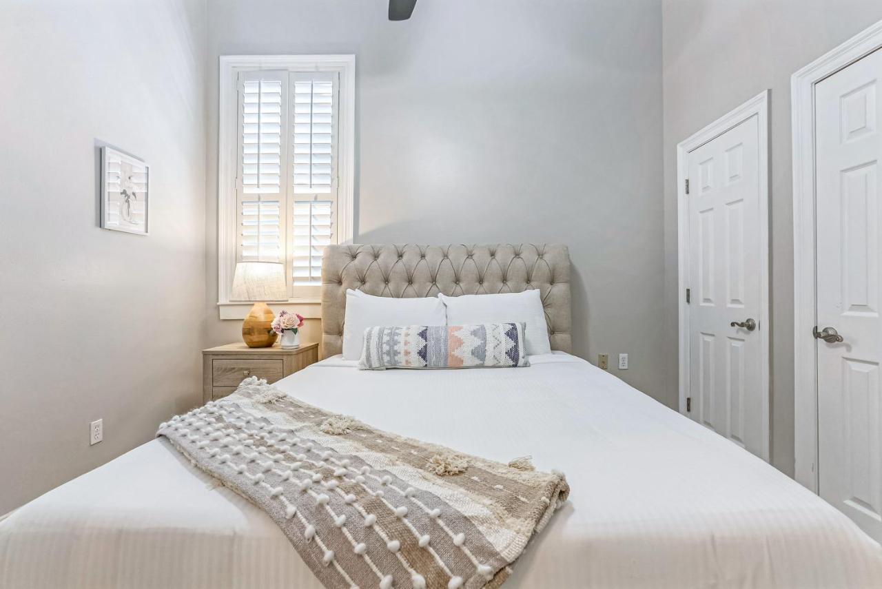 Hosteeva Modern Condo Near Magazine St & Close To Fq New Orleans Exteriör bild